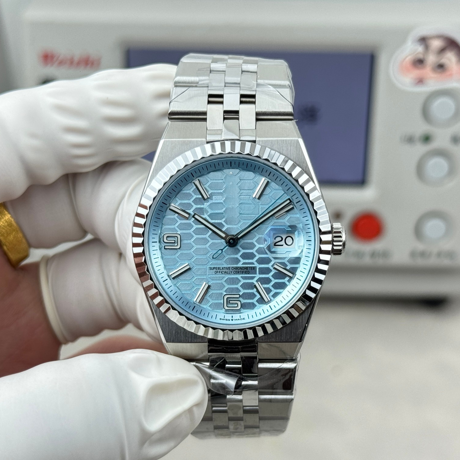 The latest men's automatic mechanical watch with a stainless steel strap of 40mm. Christmas gift, free shipping