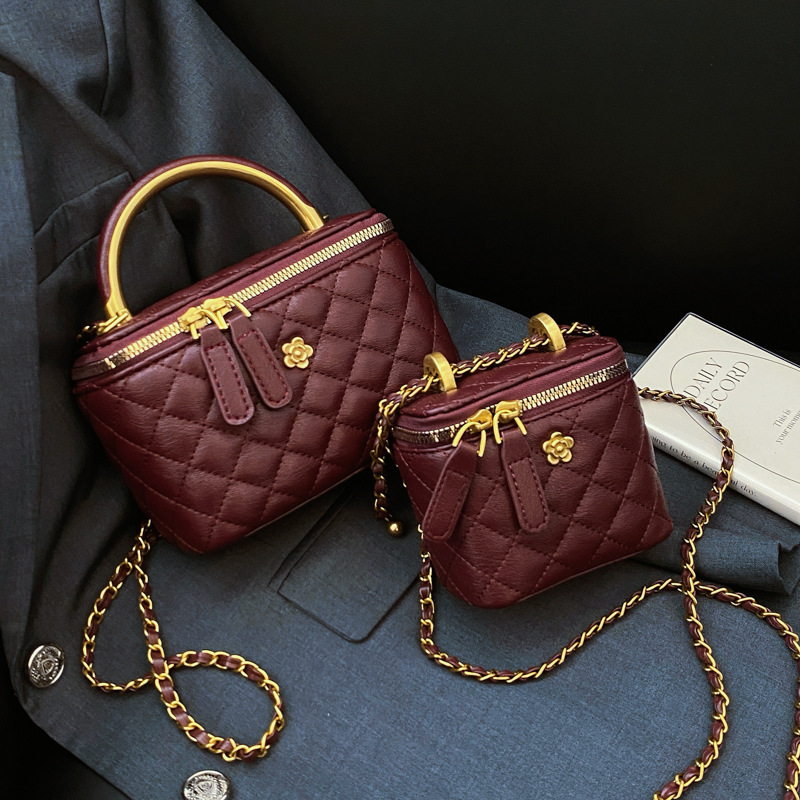 Retro Diamond Grid Chain Shoulder Bag Women's Luxury New Style High-end Box Style Handbag Autumn And Winter Popular Crossbody Makeup Bag Phone