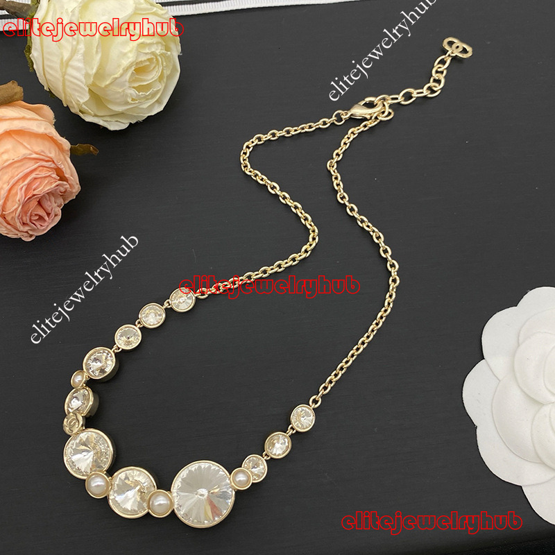 CH CC Jewelry Classic Elegant Light Luxury Fashionable Niche Trendy Versatile Letter Double O Round White Diamond Necklace Channel Necklace