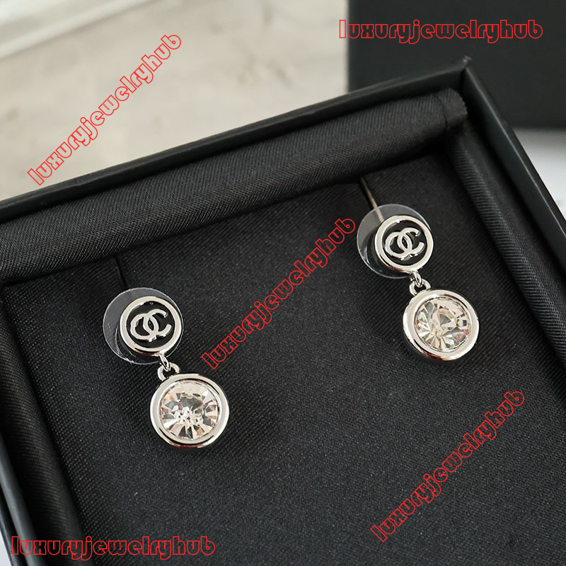 Designer Jewelry New 26A Crystal Button Brass Earrings Delicate Style Sweet And Versatile For Everyday Wear Women's Sier CC Earrings