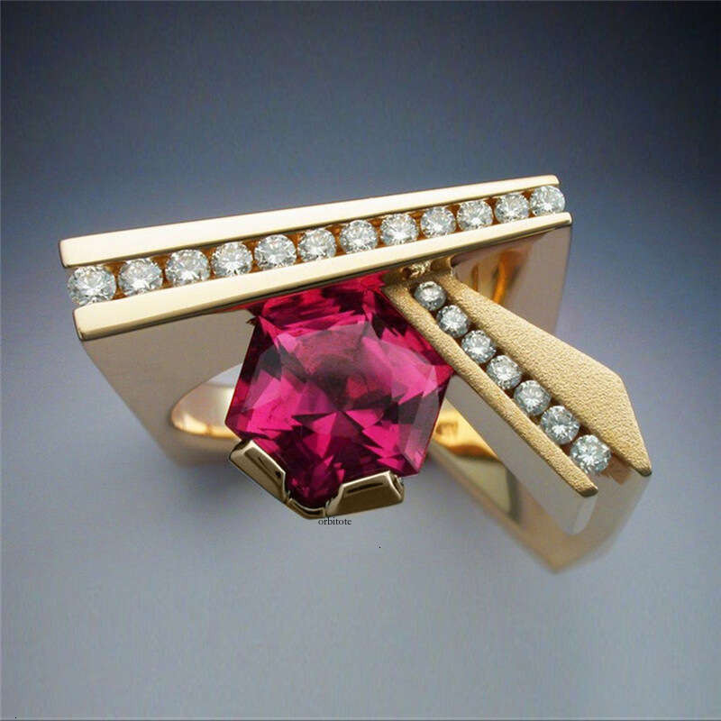 Wish Hot-Selling New Model Unique Geometric Men's Ring Gold-Plated Silver with Micro-Inlaid Red Moissanite