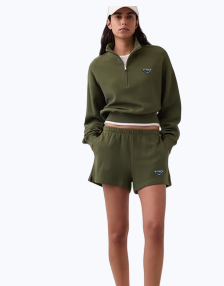 high-quality designer Casual two piece set short sweatshirt with half zip neckline and side slits plus elastic sports shorts
