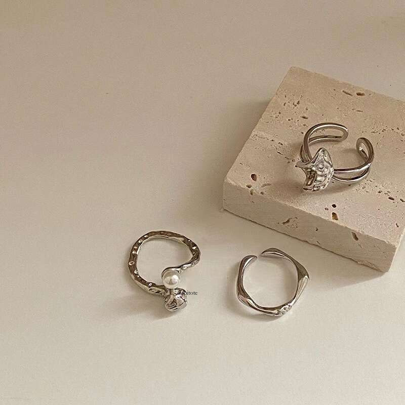 Korean-style irregular open ring women, light luxury, high-end niche design, index finger ring, new trendy model for 2025