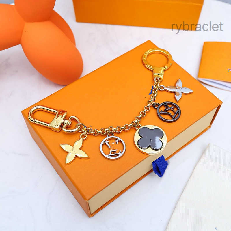 Designer Keychains designer keychain lanyards mens metal buckle keychain for men and women car key chain bag charm keyring fashion accessories gift
