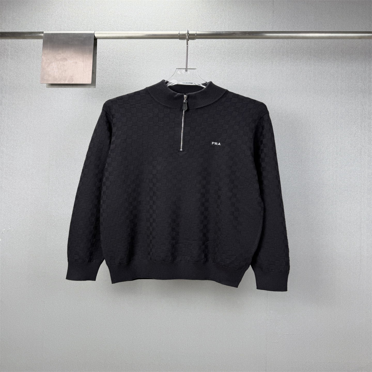 2026 autumn and winter round neck sweater new style, men's plus size sweater classic fashion decoration popular worldwide men's and women&