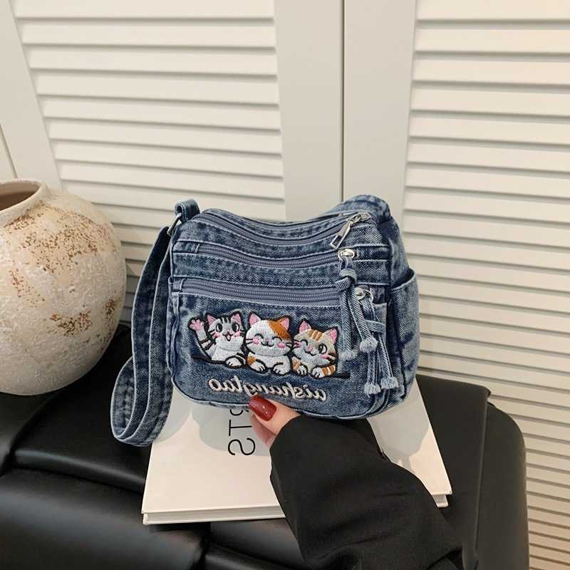 Crossbody Cute Korean Style Embroidered Bag WAshed Denim Phone Bag for Women Daily Styling Casual Minimalist Shoulder Bag H260805
