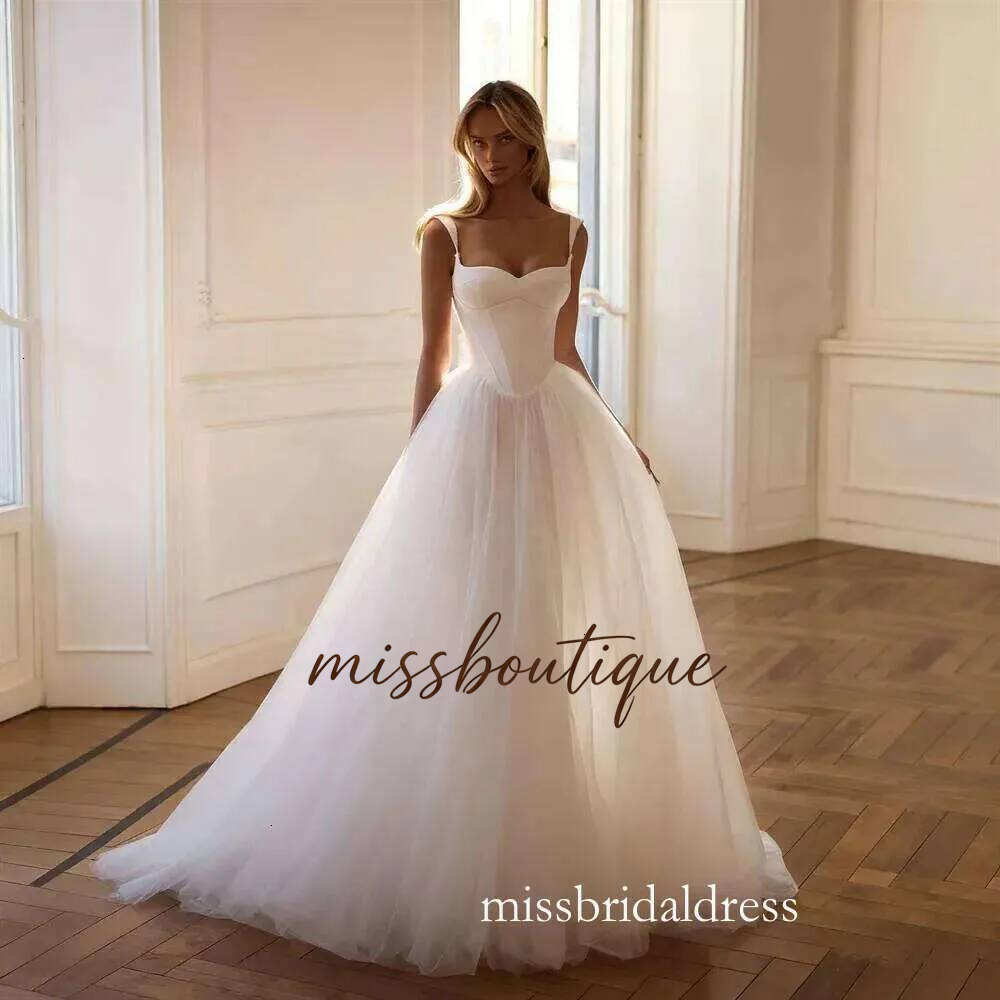 Customized Sweetheart Neckline Spaghetti Straps A Line Simple Wedding Dress Lace Up Back Floor Length Sweep Train Summer Boho Beach Gown For Bride W
