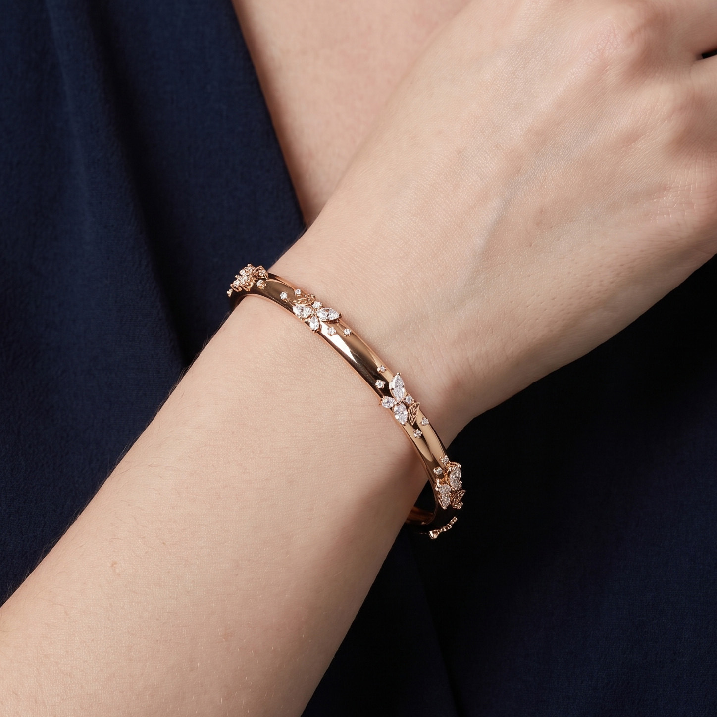 Korean-style ultra-shiny zircon butterfly flower bracelet, light luxury high-end feel, niche fashion, versatile women's jewelry