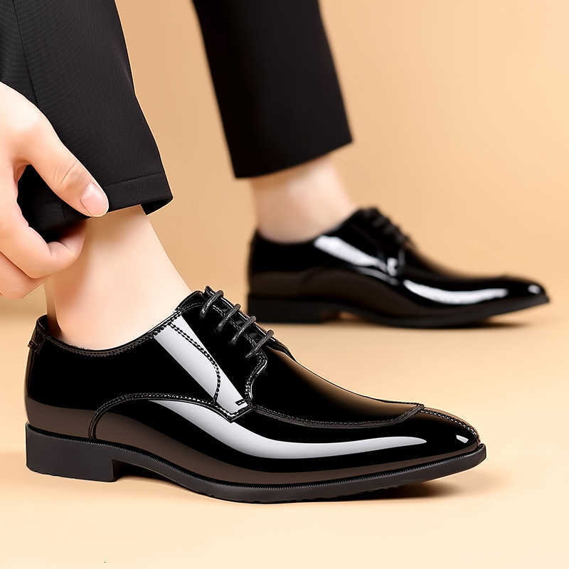 Shoes Business Men's Patent Dress Leather Trend Mens Party Shoe Soft Sole Casual Shoes Plus Size 38-48 Men Shoes High Quality H260805
