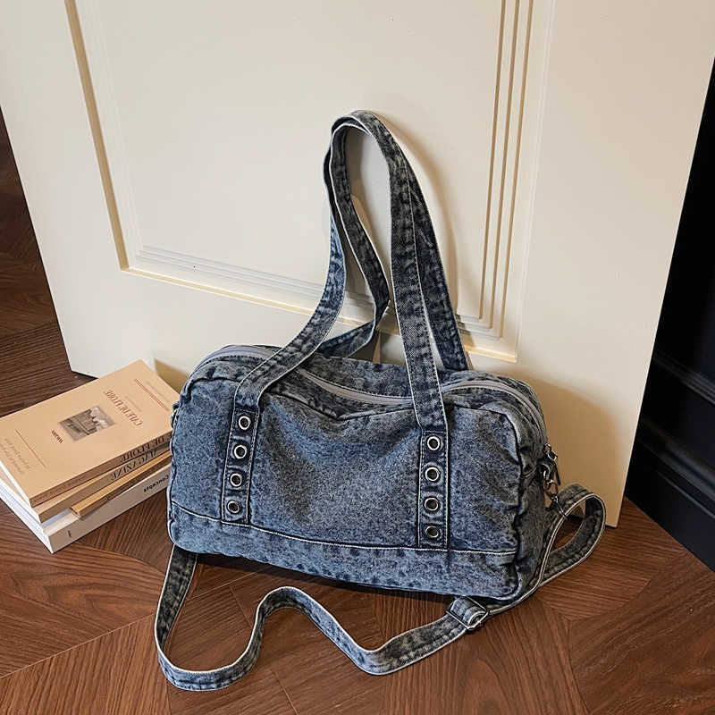 Women's Casual Large Capacity Denim Shoulder Bag Crossbody Purse Vintage Style Zipper Handbag for Travel Shopping H260805