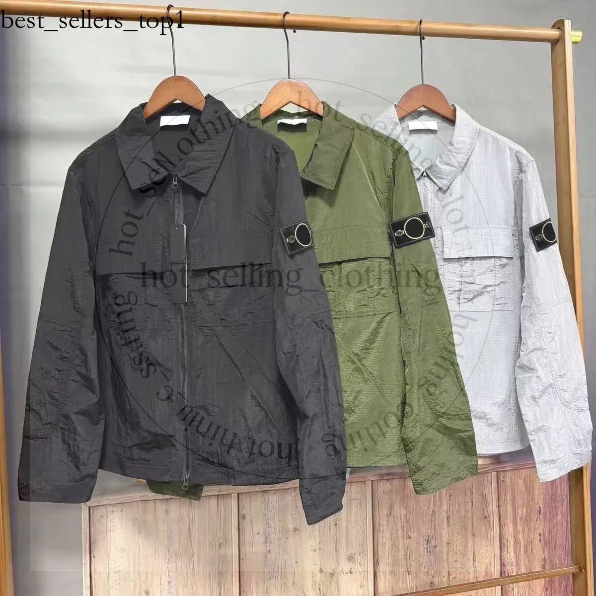 Windbreaker Jacket Badge Man Compass Stone Shirts Water Resistant Veste Metal Coat Nylon Fishing Mountaineering Wear Designer Coats Mens Jackets Fas