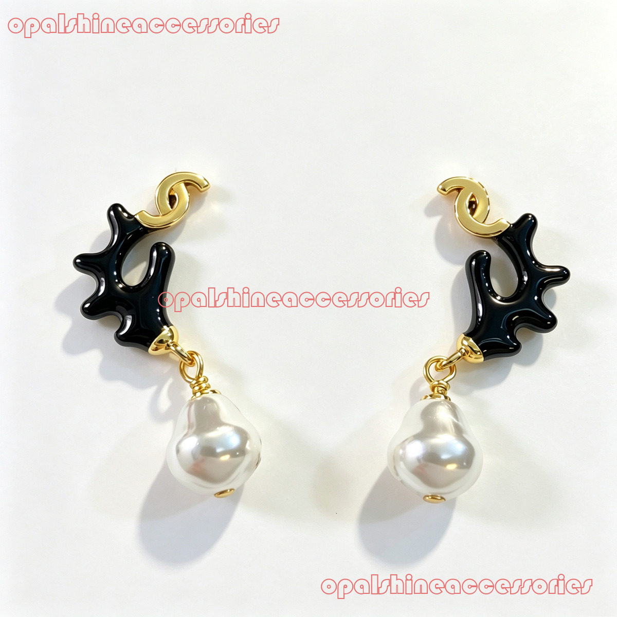 Designer Jewelry Channel Light 26 New Coral Irregular Stud Earrings Versatile Fashionable Daily Classic CC Earring