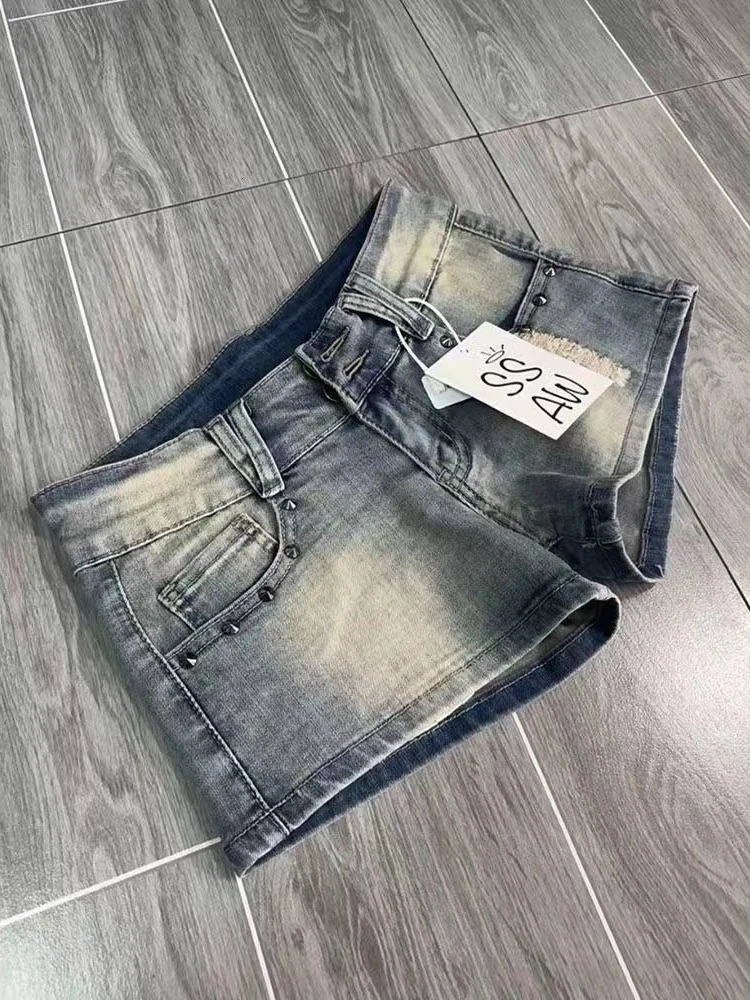 HOUZHOU Vintage Y2k Denim Shorts Women Sexy Blue Gothic Low Waist Shorts Female Punk Retro Summer Streetwear Short Jeans Slim Up 260805
