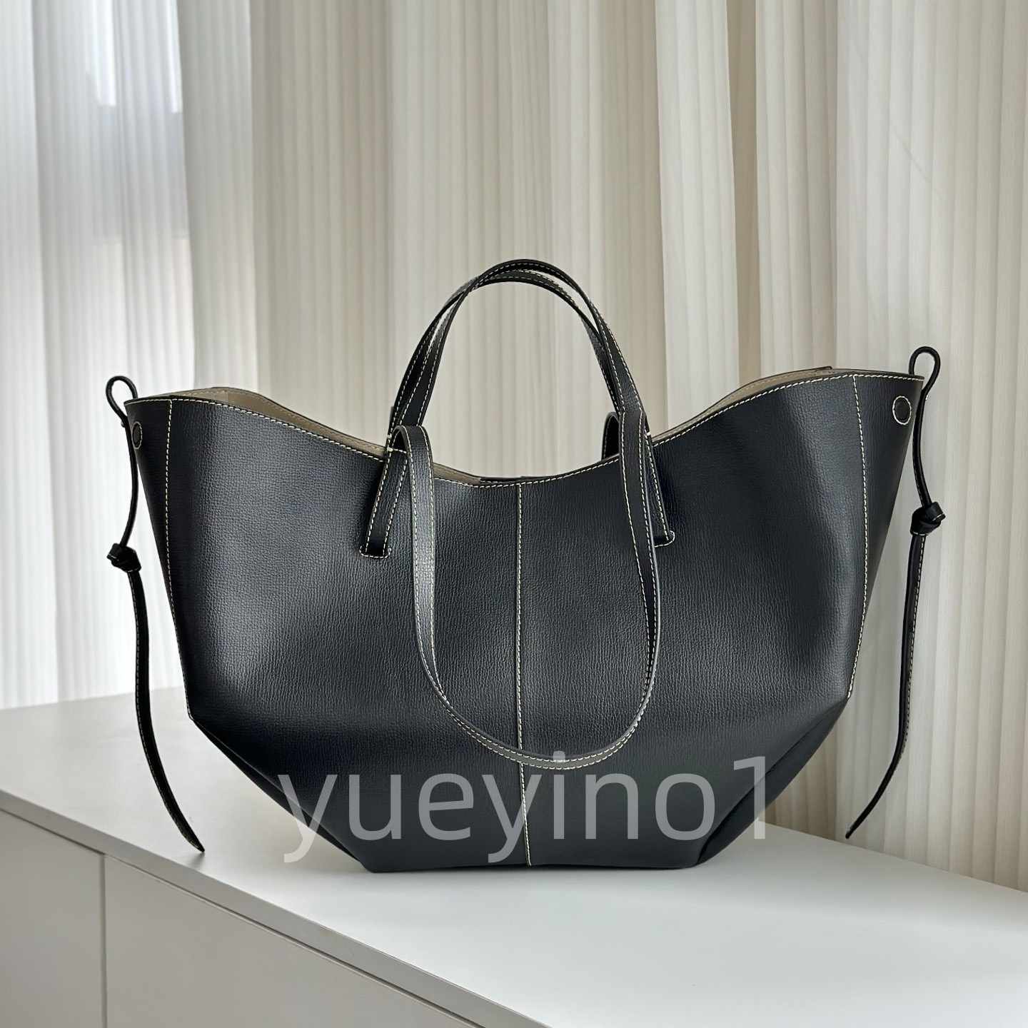 Designer Women Le cym1 Mini Purse T0nca texture Smooth Shoulder Camel Dumpling Num1ro Un Nano Horse Tote Crossbody Handbag Leather Hobo Half Moon Un