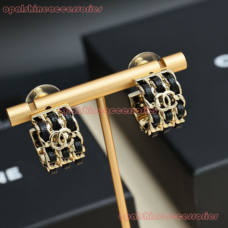 CHANNEL Earring New -style black leather chain a rich texture and layered design fashionable women's earrings with S sier pins CC