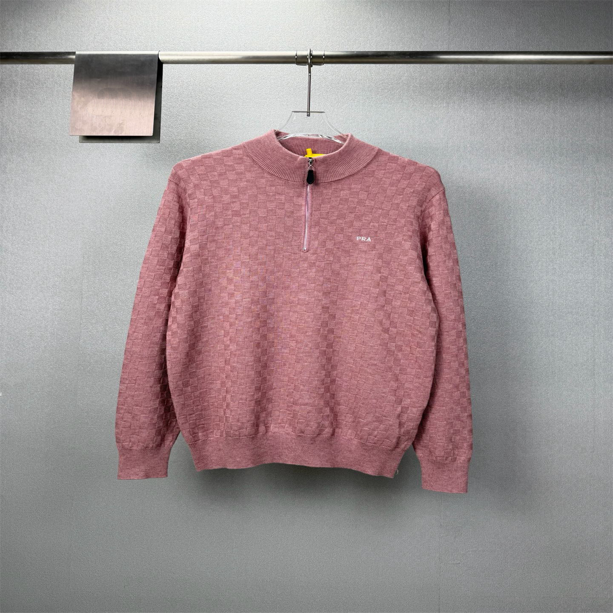 2026 autumn and winter round neck sweater new style, men's plus size sweater classic fashion decoration popular worldwide men's and women&