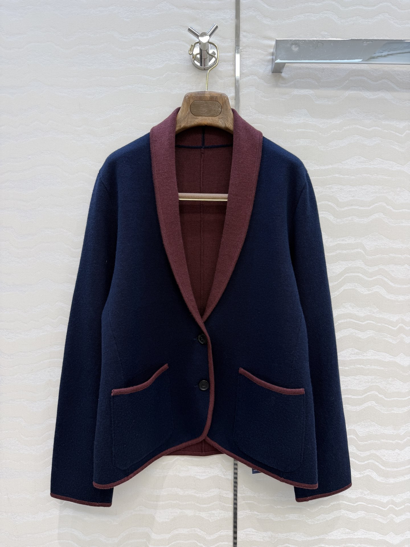 Milan Runway Coats 2026 New Autumn Winter Lapel Neck Long Sleeve Fashion Designer Jackets Brand Same Style Tops 0805-1