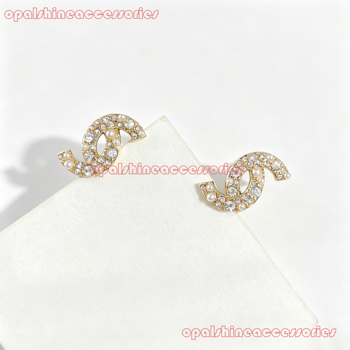 Designer Jewelry Channel 26 new pearl dia earrings fashionable and versatile studs CC Earring