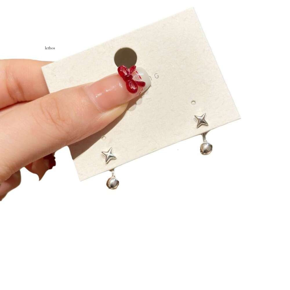 Back-hanging round bead four-pointed star for women, 2025 new popular model, niche design, high-end earrings
