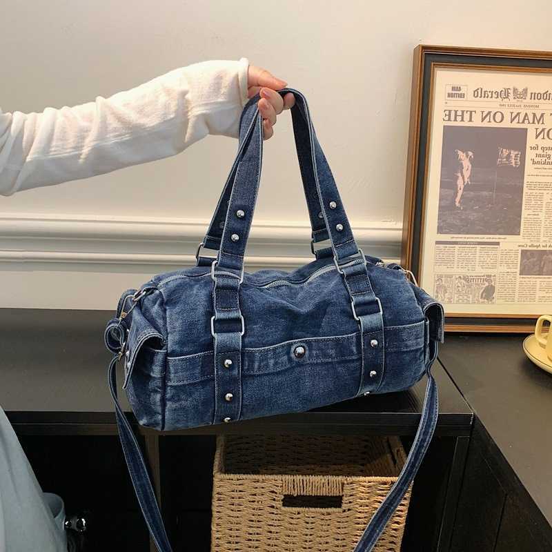 Capacity Large Korean Boston Version Crossbody Bag New Commuting Mommy Shoulder Bag FAshion Denim Pillow Bag Women H260805