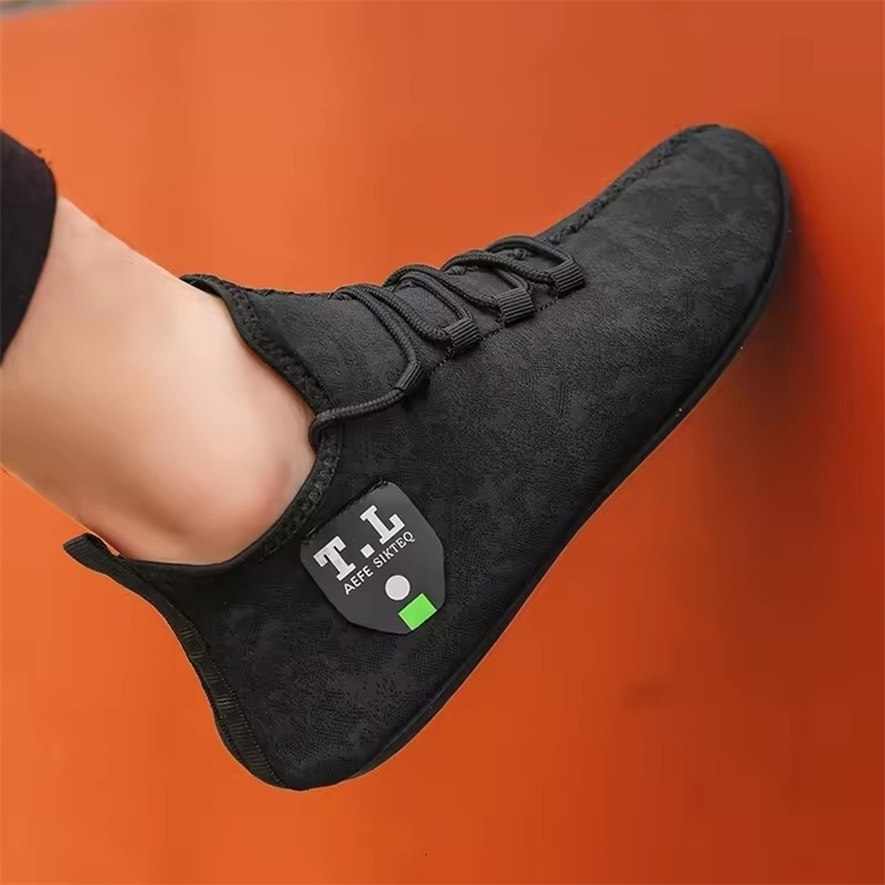 YRZL Mesh Loafers Men Driving Moccasins High Quality Flats Walking Shoes Breathable Non Slip Casual Loafers Summer Mens Shoes 260728ww