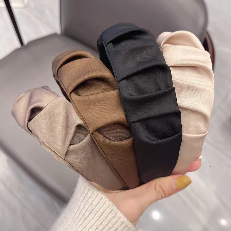 Buy 1 Get 1 Free Korean-style new fashion pleated fabric wide-brimmed headband women, simple and versatile, high crown, holds hair in place for goin