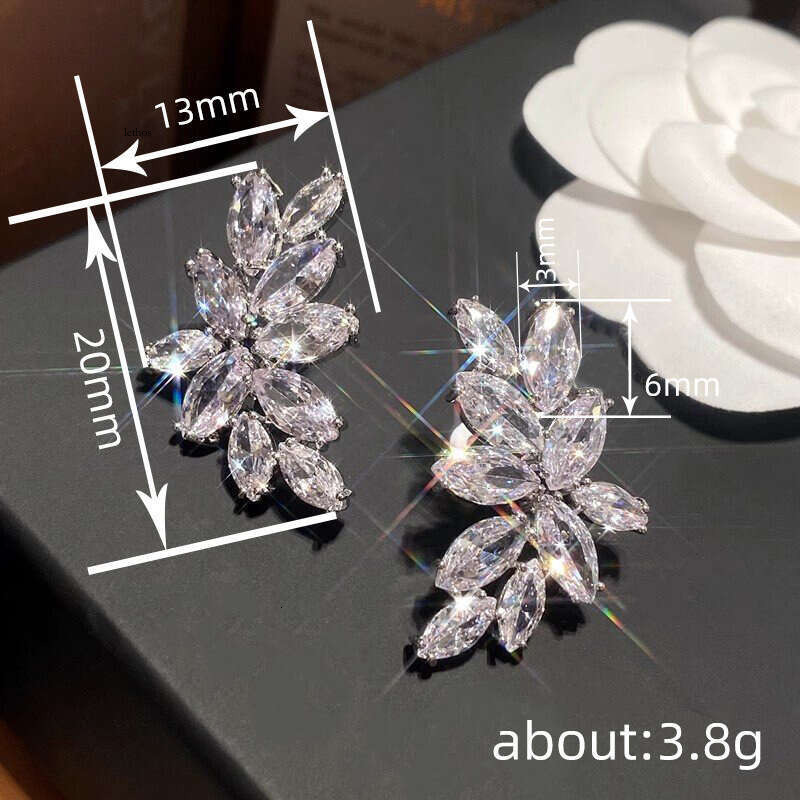 Factory Direct Sale Light Luxury Style Earrings Women Marquise Flower Design Jewelry High-End Fashion Accessories for Dresses