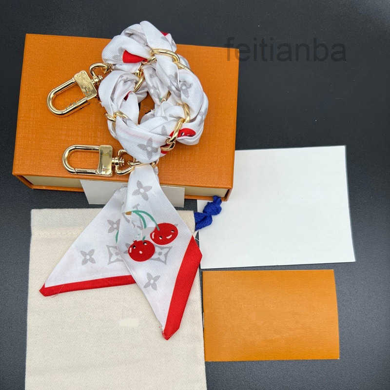 Keychains Designer Designer Classic Letter Scarf Bag Charm Keychain Bag Lanyard Unisex Keychain Accessory Christmas Gift