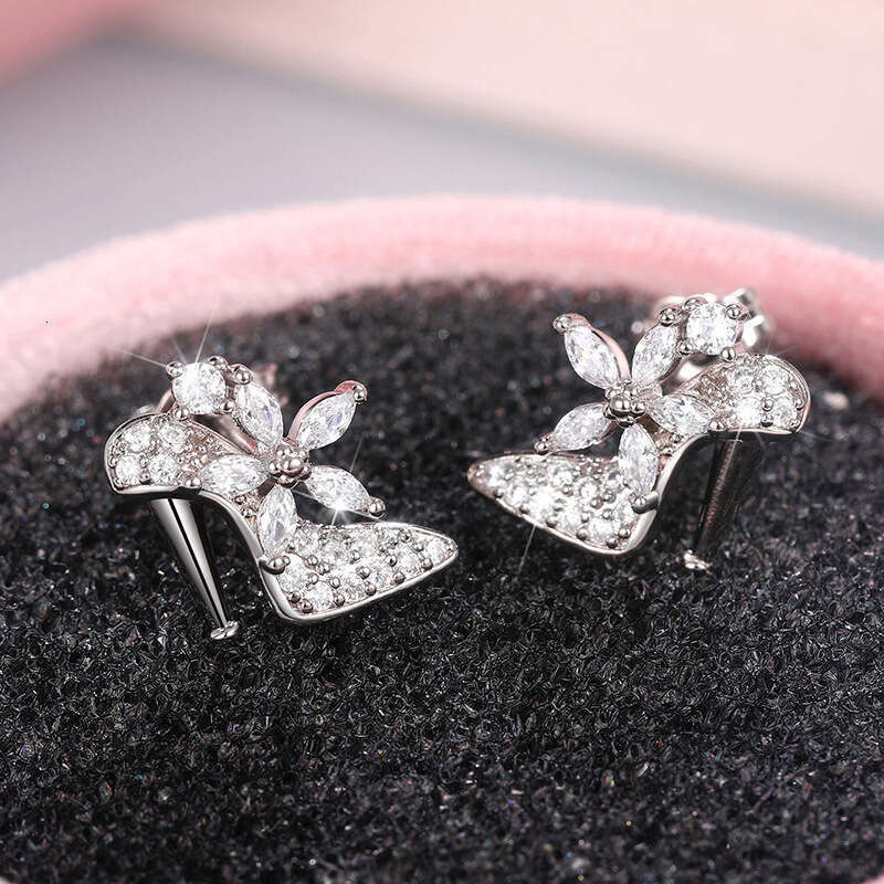 new high-heeled artistic retro style small crystal shoe earrings creative and unique earrings wholesale