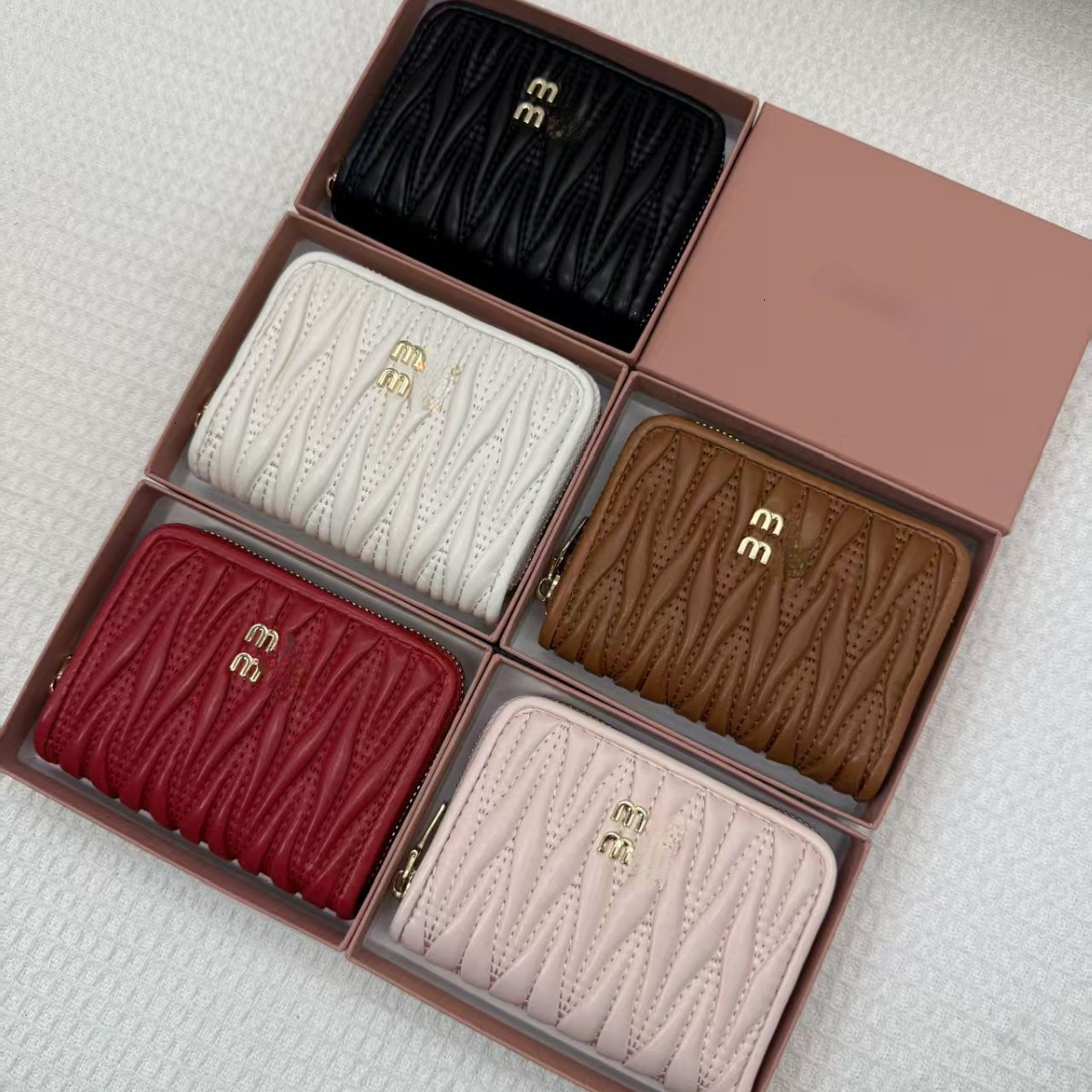 muilies bag wallet MM designer woman Woman Short Wallets Card Holders Designer Mini Purses Pink Black New Ladies Fashion Pleated Wallet Coin Purse Z