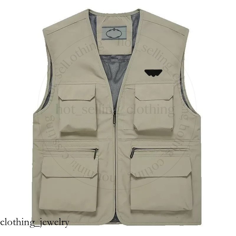 Men's Vests Designer Jacket Tank Top Stylist Luxury Women's Men Vest Outdoor Camping With Multiple Pockets High Quality Couples Windproof