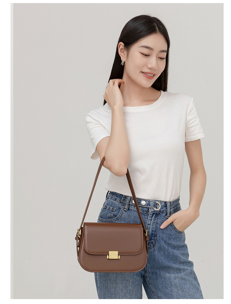 Best seller 2026 New Niche Model Women's Underarm Shoulder High-Quality Fashionable Tofu Bag, Trendy Crossbody Small Square Bag