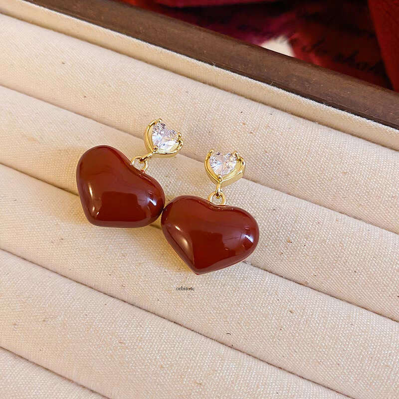 Ankela Red Earrings: Luxurious and Elegant Heart-Shaped Earrings, 2025 New Trend, Popular Hong Kong Style Jewelry