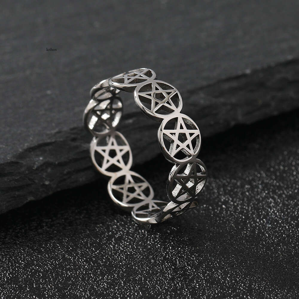Hot Selling Titanium Simple Personality Cut Hollow Five-Pointed Star Ring Fashion Accessories 925 Sterling Silver 18K Gold Jewelry