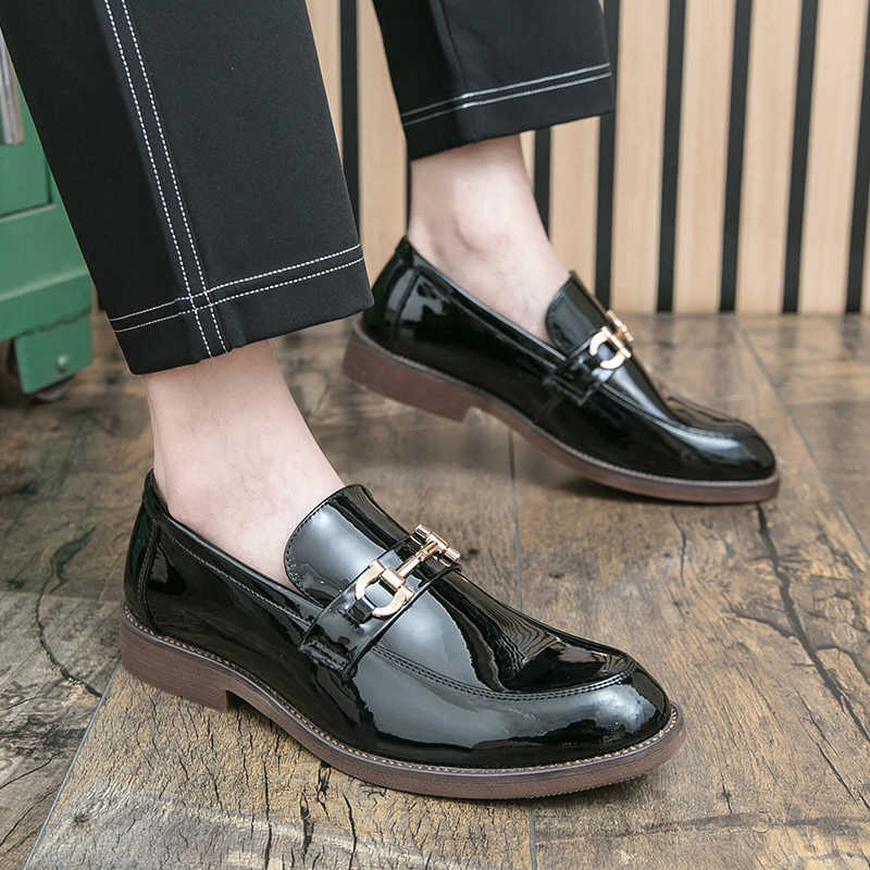 Dress New Men's Business Formal Shoes with Leather Upper and Shiny Finish - One-Piece Slip-On Casual Shoes for Business Use H260805