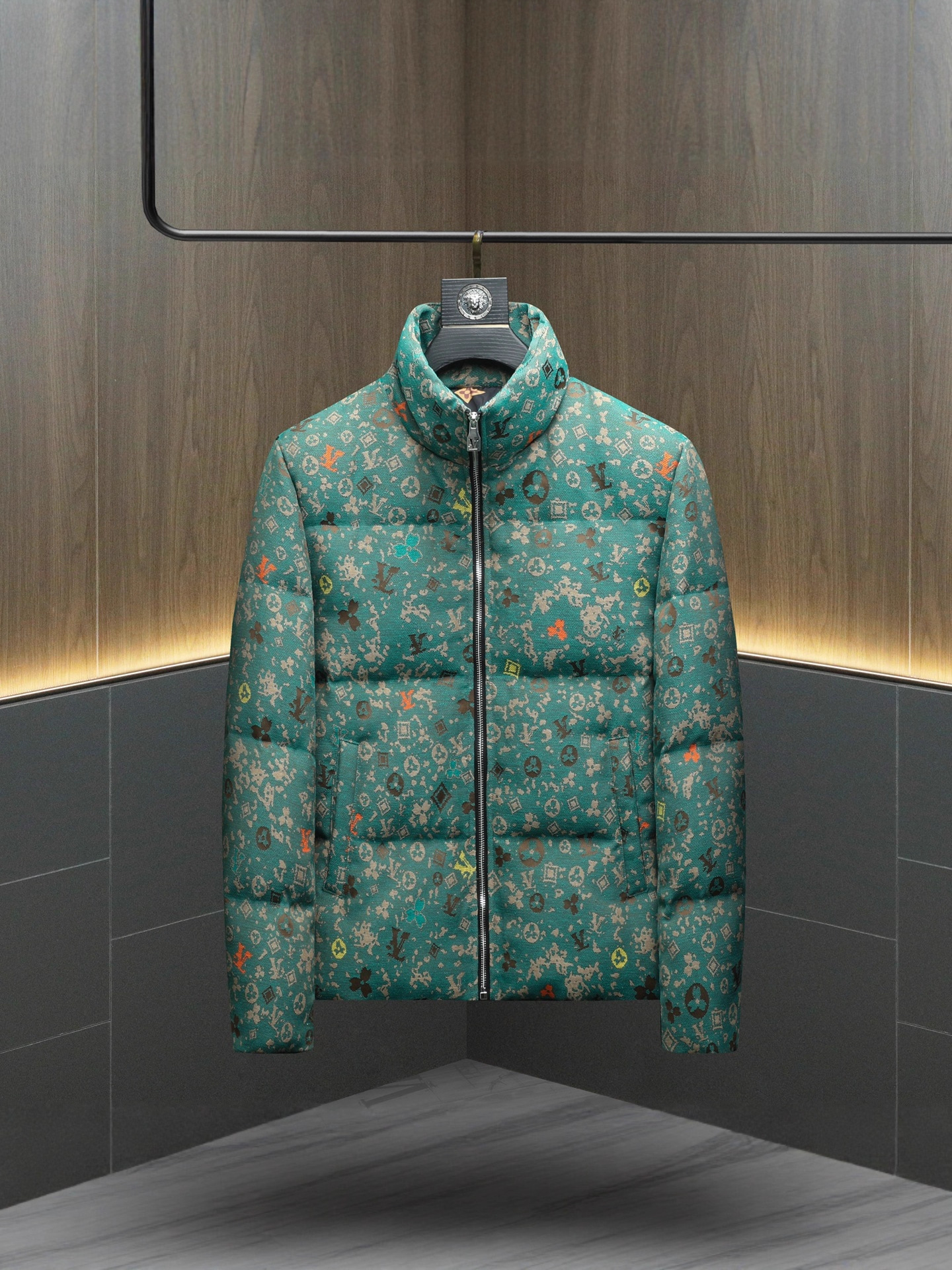 Men's Preppy White Duck Down Coat, Loose-Fit Winter Puffer Jacket with Stand-Up Collar, Zipper Closure, Wool-Polyester Lining, Detachable Hem, Three
