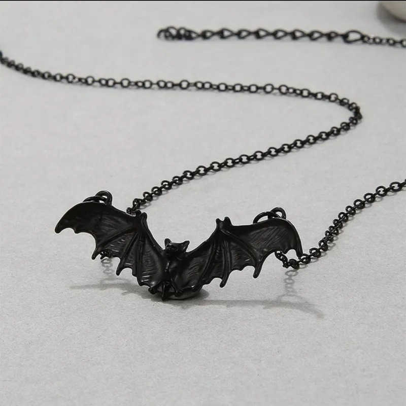 New Black Bat Chain Necklace Halloween Gothic Punk Vampire Black Horror Necklace Wholesale L2685