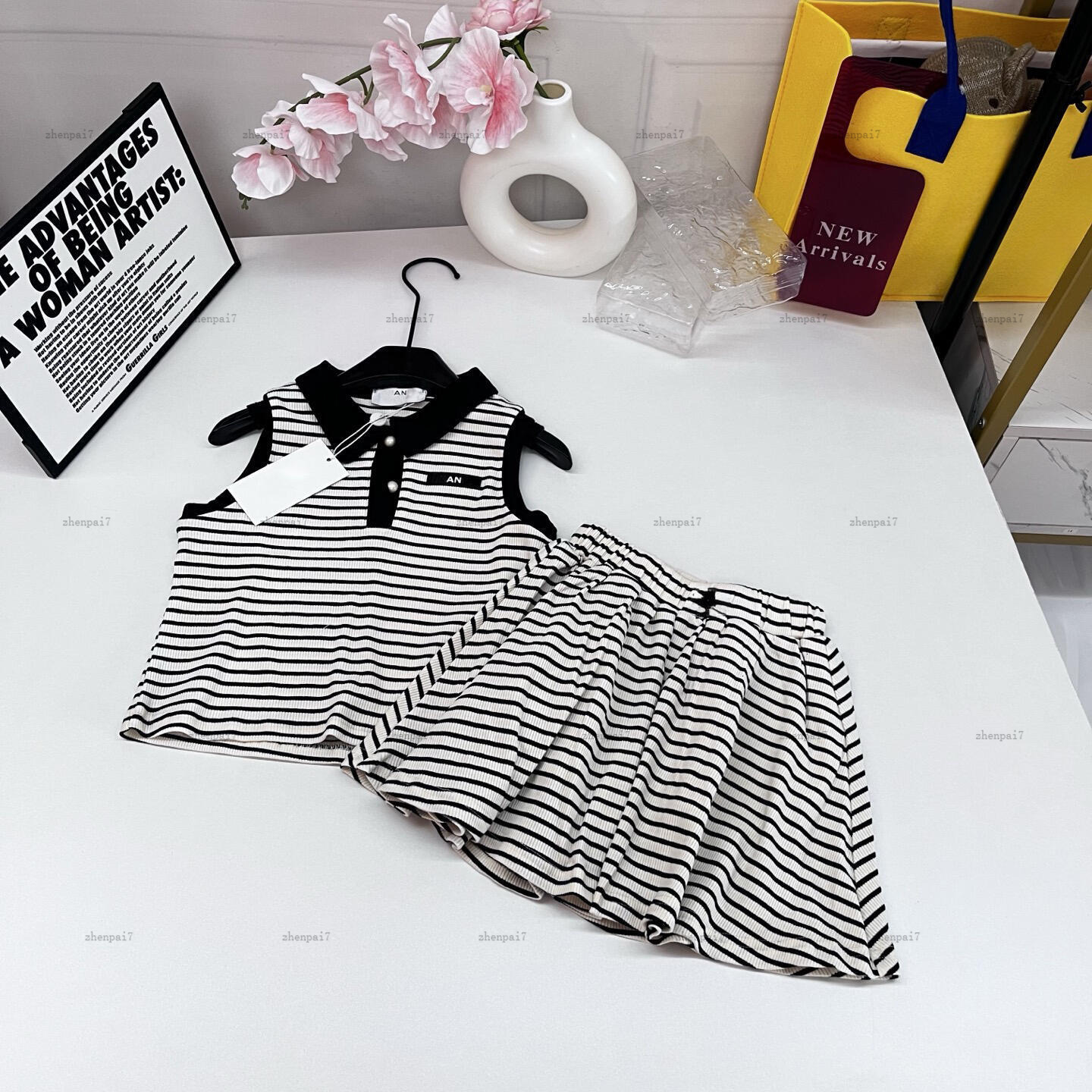 Fashion girls dress set Summer two-piece set baby designer clothes Black and white striped design kids shirt and skirt A054X02N017