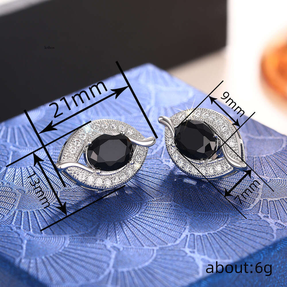micro-inlaid forest-themed unique niche leaf earrings fashionable design light luxury accessory everyday matching earrings