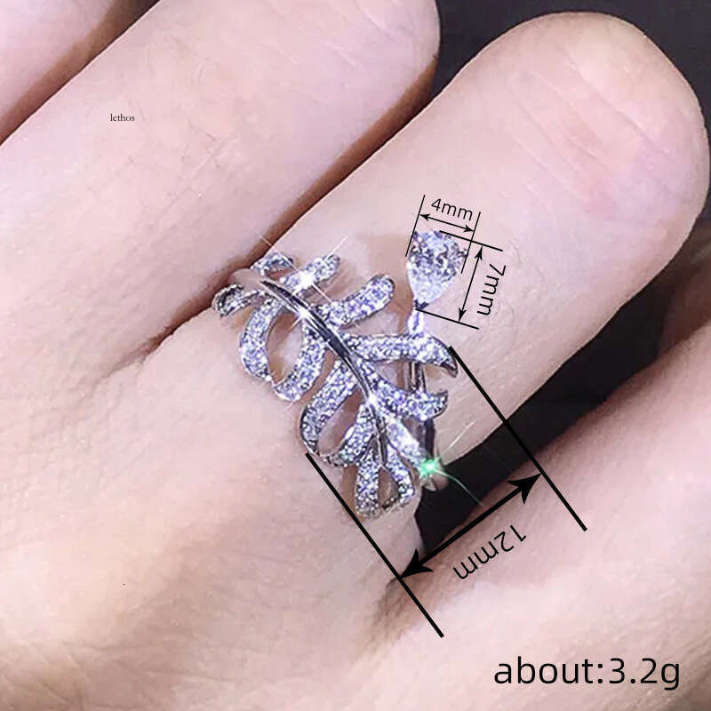 Hot-Selling Water Drop Shaped for Women Feather and Leaf Design Ring Light Luxury Elegant Fresh Style
