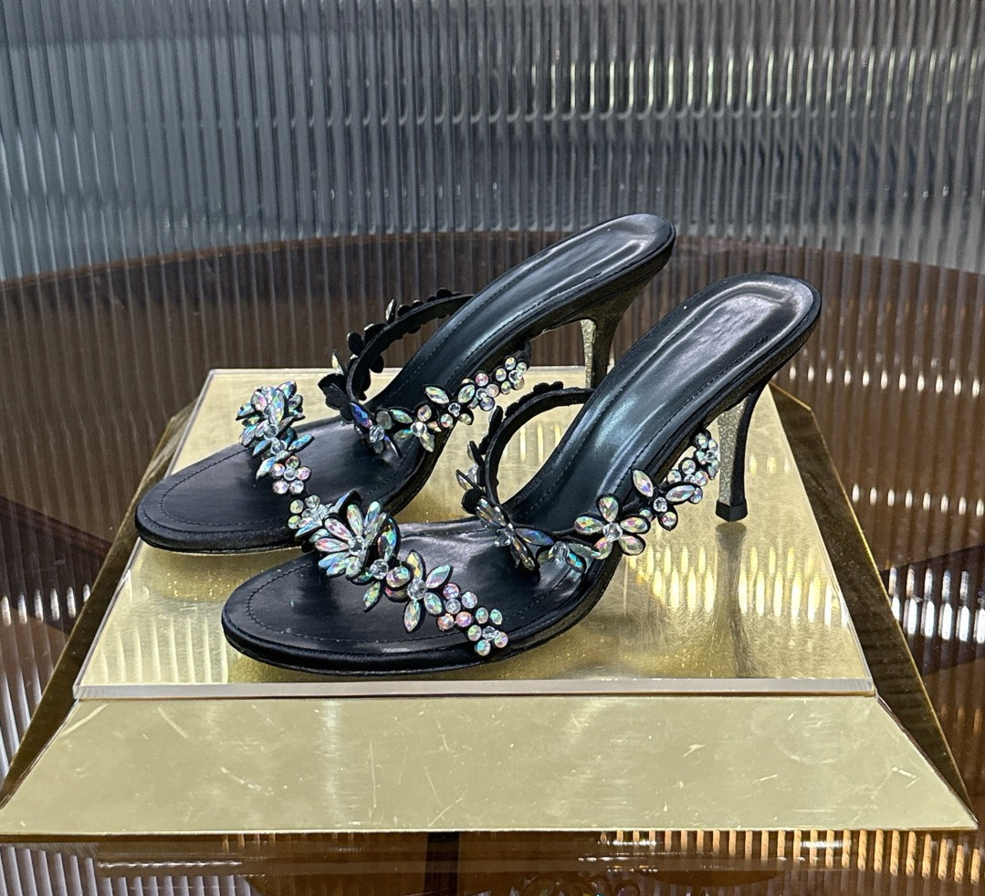 Designer Dress Shoes Luxury Bling Rhinestone Sandals slipper Women's Summer 3D Flower Water Diamond Ankle Strap High Heels Wedding Party Ball S