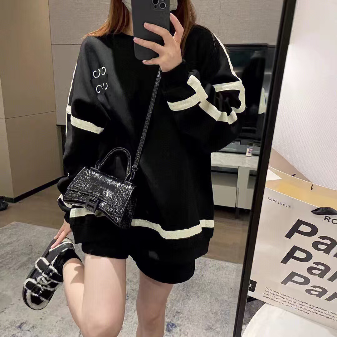 Designer Hoodies Luxury Men Hooded Sweatshirt Loose Casual Hoodie Round Neck Sweater Unisex Hoodie