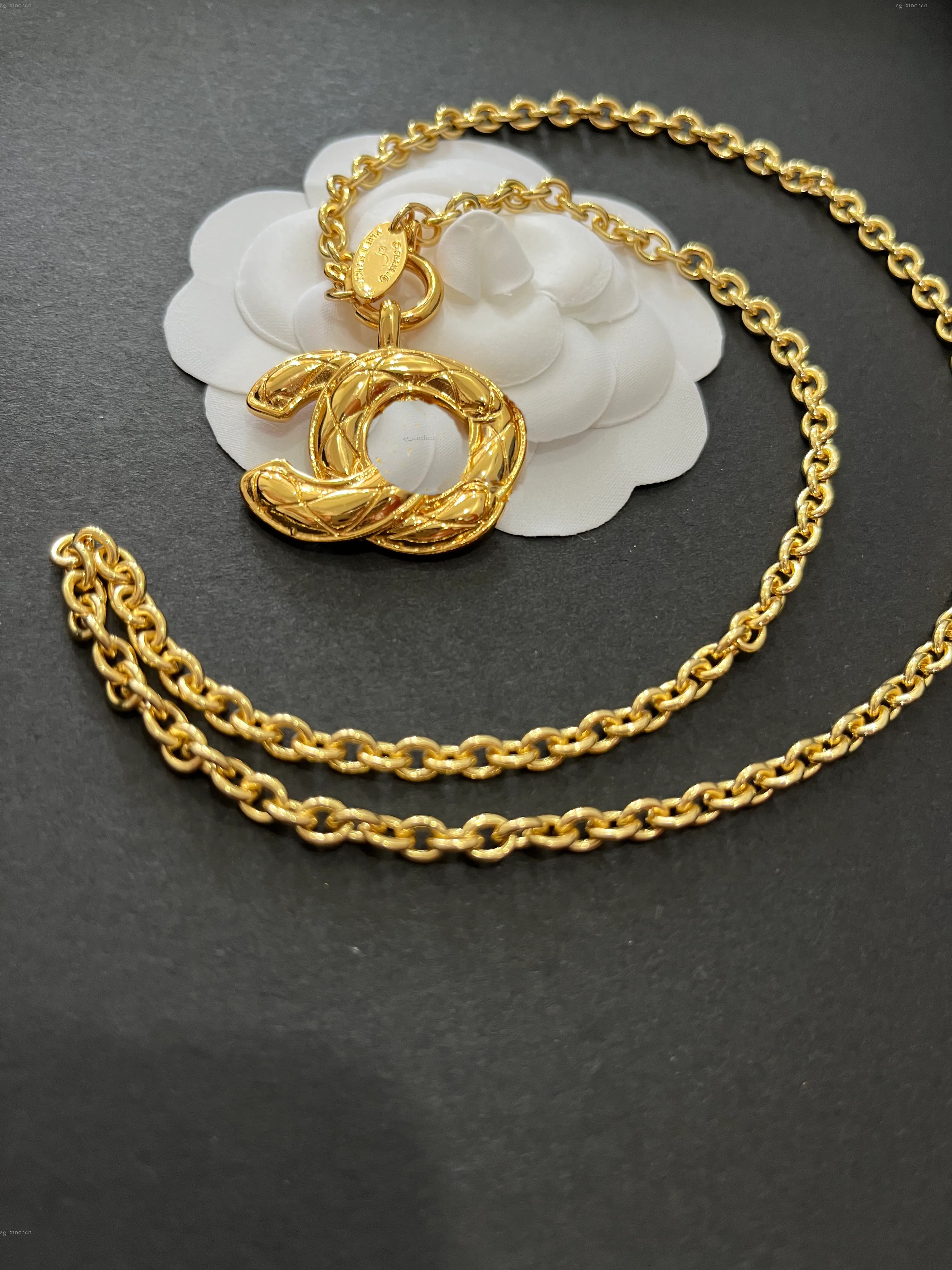 Vintage Gold Necklace Chain for Men Lady Women High Quality Necklaces Party Lovers Gift Bride Wedding Desiner Jewelry With Flannel Bag or Box