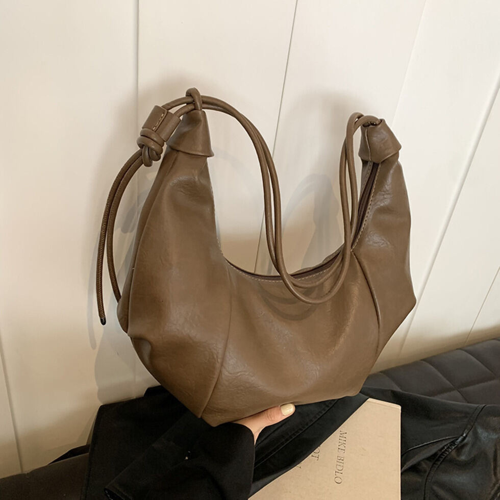 2026 New Korean Retro Pleated Dumpling Bag For Women Lazy Fashion Large Capacity French Minimalist Underarm Shoulder Handbag For Daily Commute