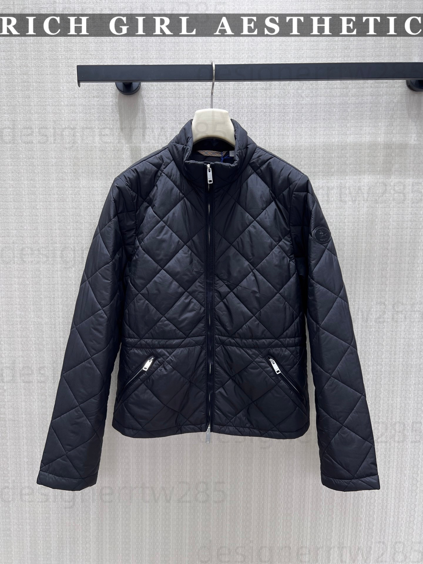burberrijacket jackets womens Quilted Jacket designer clothes with Brand logo Drawstring Waist Lightweight Black Diamond Quilt Zip Pockets Warm Padd