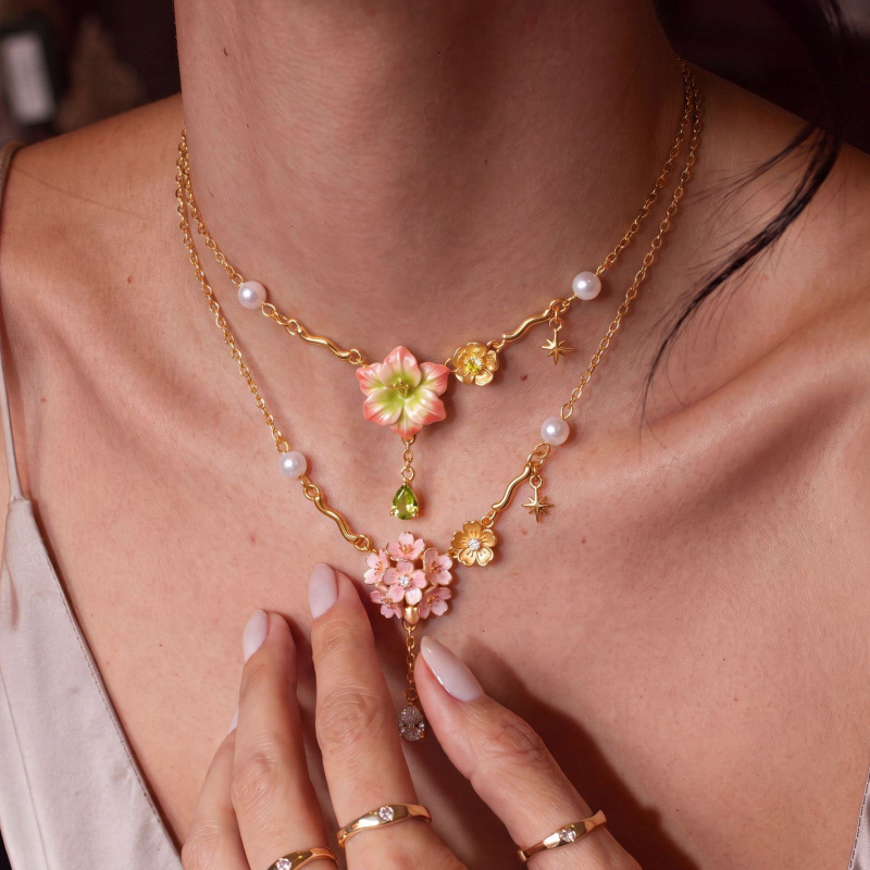 new popular personalized style December flower necklace with tassel design, electroplated color-retaining, wholesale hot sale