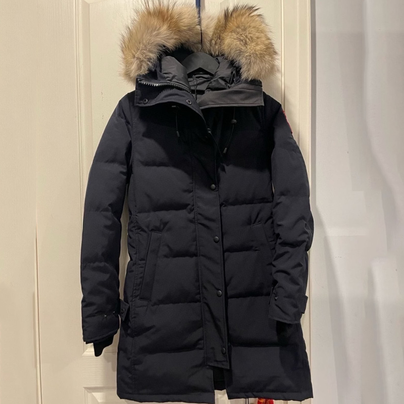 Designer Winter jackets Wolf Fur Collar Down Jacket Womens Jacket Medium Long Wool Womens Shelburne Casual Windproof Jacket Comfortable Warm Down Ja