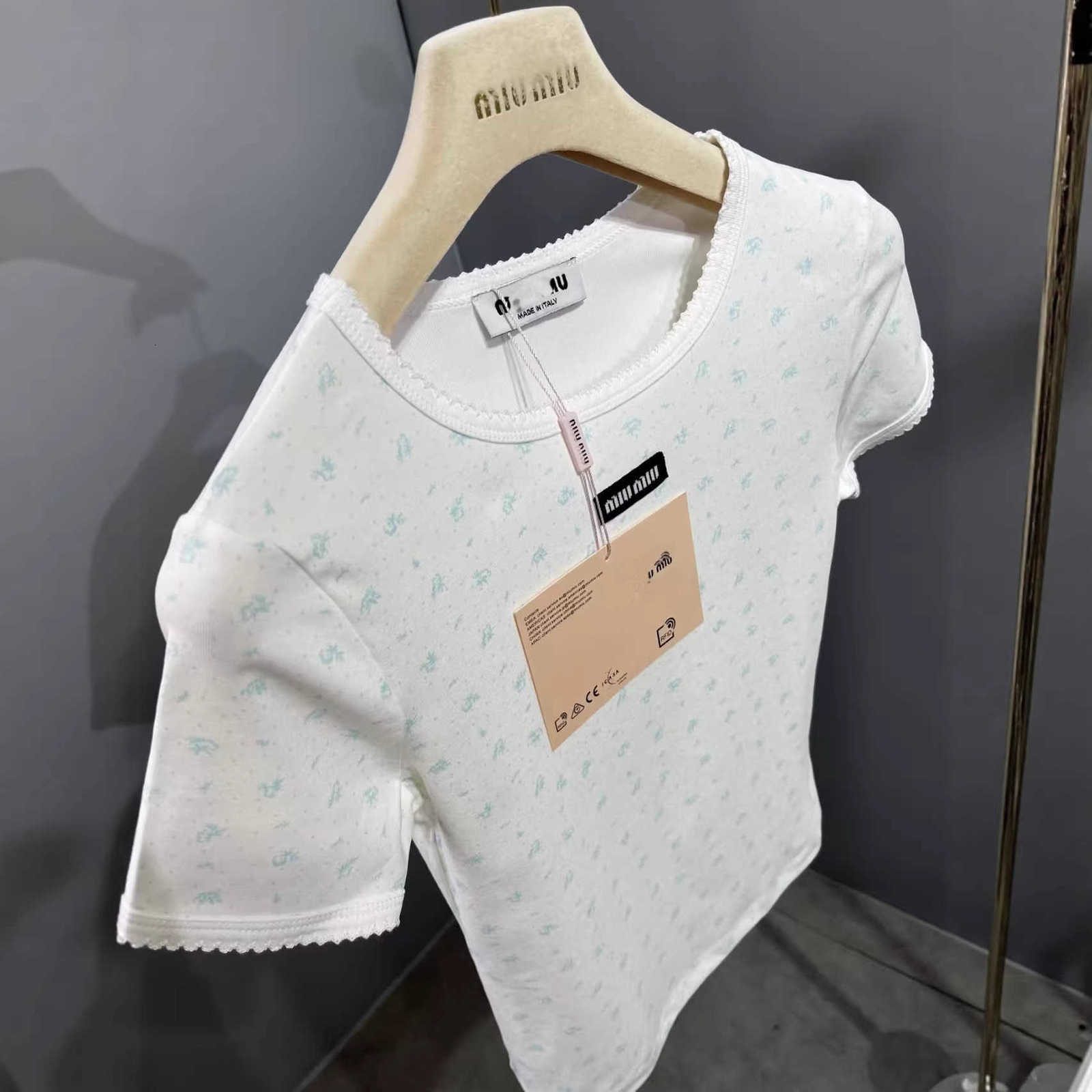Women's T-Shirt Designer Summer New M Brand Fashion Versatile Letter Patch Full-Body Pattern Round Neck Slim Fit Straight Shoulder Short Sleeve
