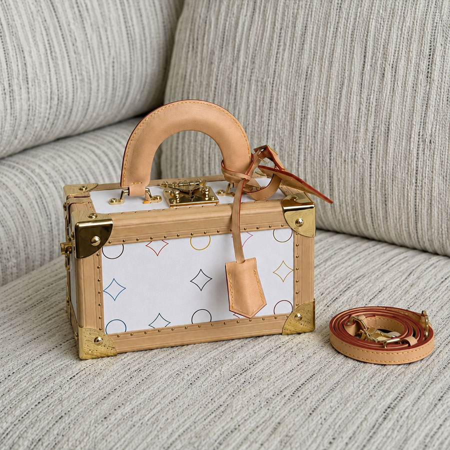 Designer Hard Box Cosmetic Case Luxury Hard Bag Old Flower Men Women Fashion Tote Makeup Bag Jewelry Box Crossbody Handbags Camera Box Lady Shoulder