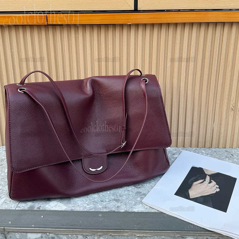 26S Super Large CF Maxi Flap Bag Burgundy Shoulder Bag Real Leather Large Capacity Shopping Bag Lazy Senior Designer Bag Exquisite Cool Style Travel